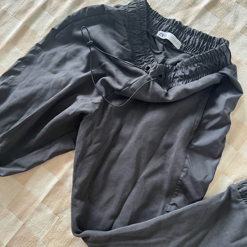 Zara gray joggers Small